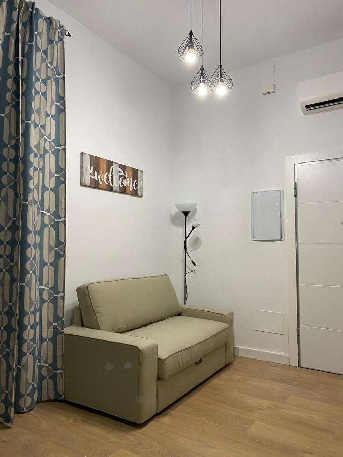 马德里Aluche Aparment C公寓 外观 照片